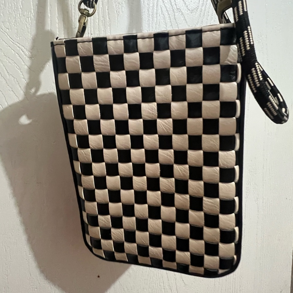 Universal Thread Phone Crossbody Bag Womens Adjustable Strap Check Pattern